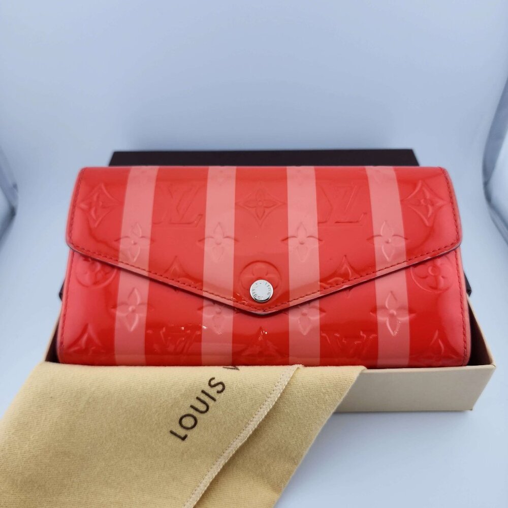 Limited Edition Louis Vuitton Reyeur Poppy Petal Vernis Wallet Dustbag Box